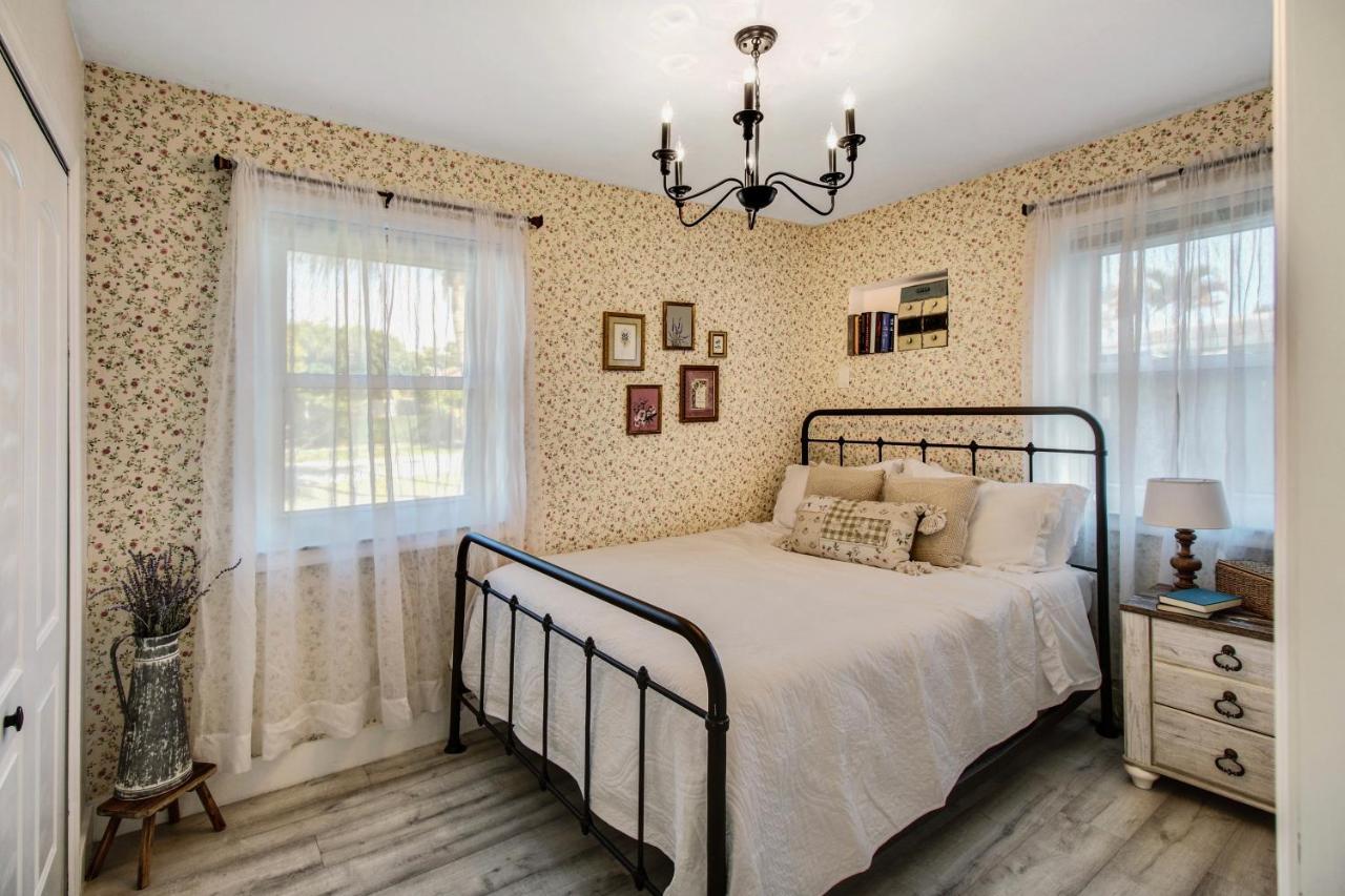 Private Heated Pool Oasis Pet-Friendly Retreat Short Or Long Stays Sleeps 2-8 Ppl Pompano Beach Exteriör bild