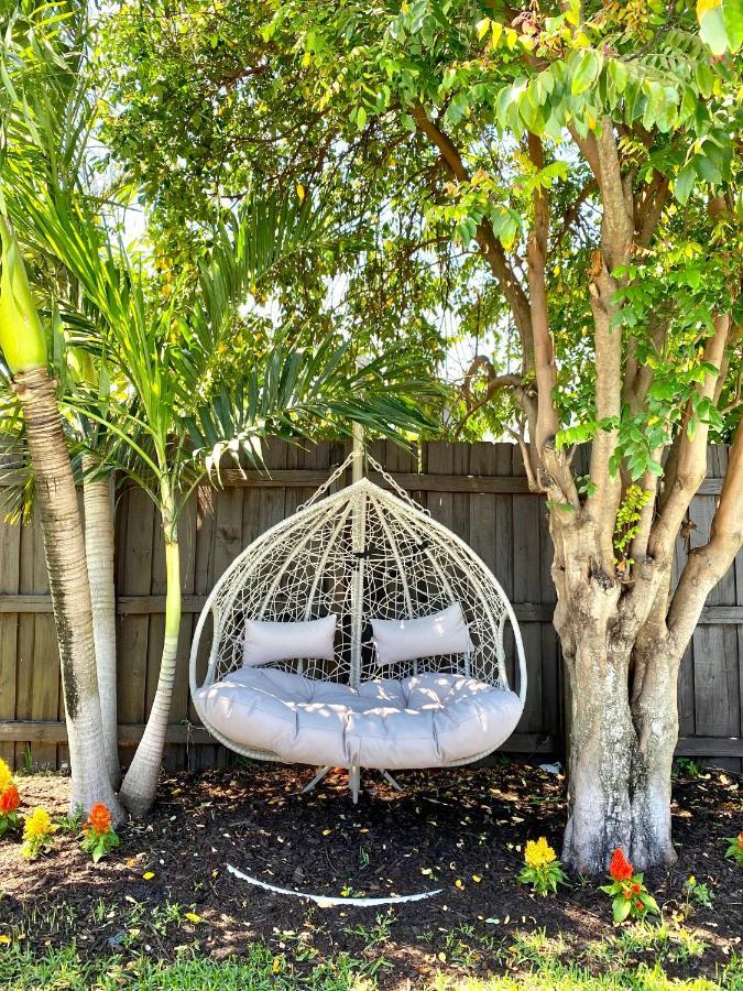 Private Heated Pool Oasis Pet-Friendly Retreat Short Or Long Stays Sleeps 2-8 Ppl Pompano Beach Exteriör bild